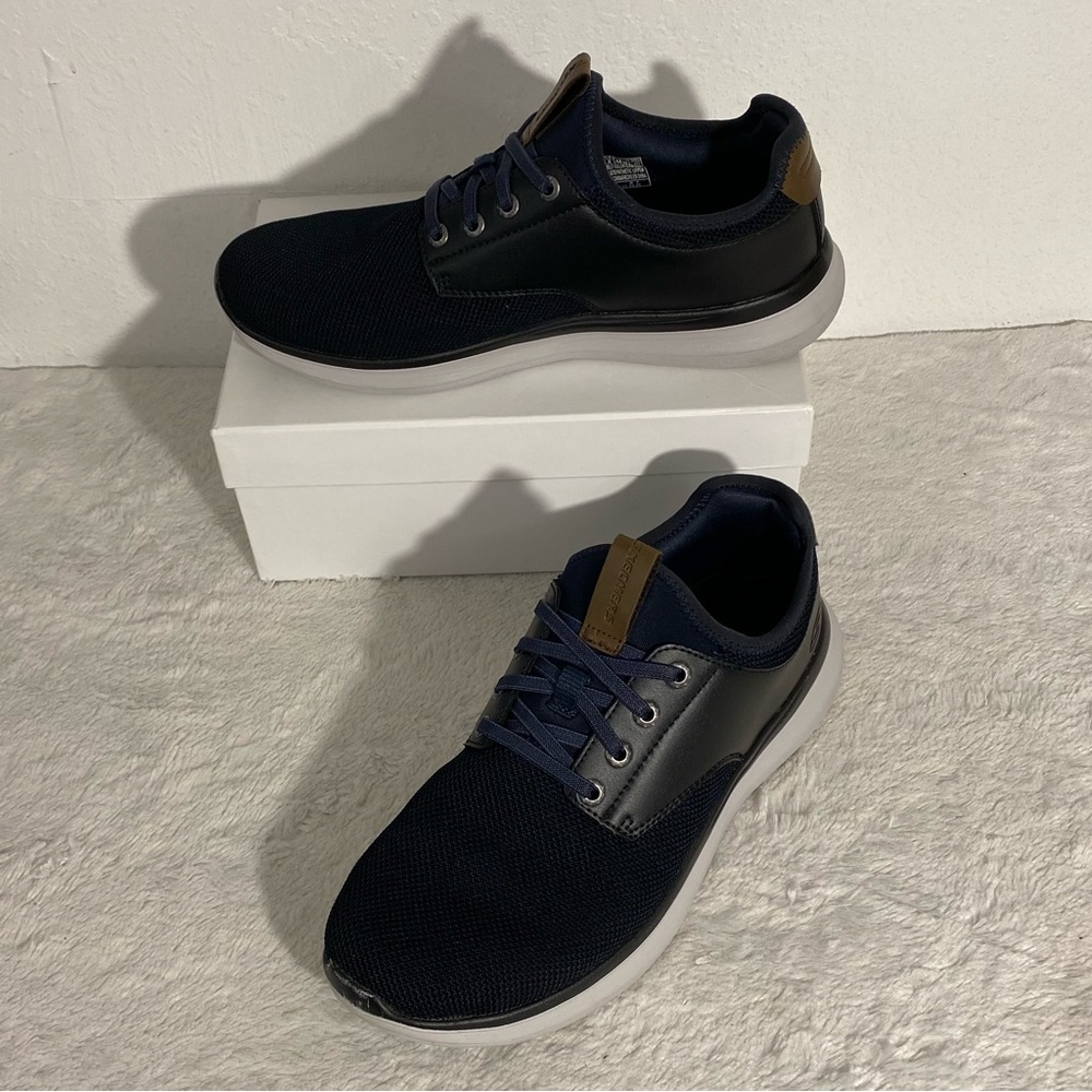 Skechers Delson Relaxed Fit Navy & Black Slip-On Sneakers Men’s Size 9